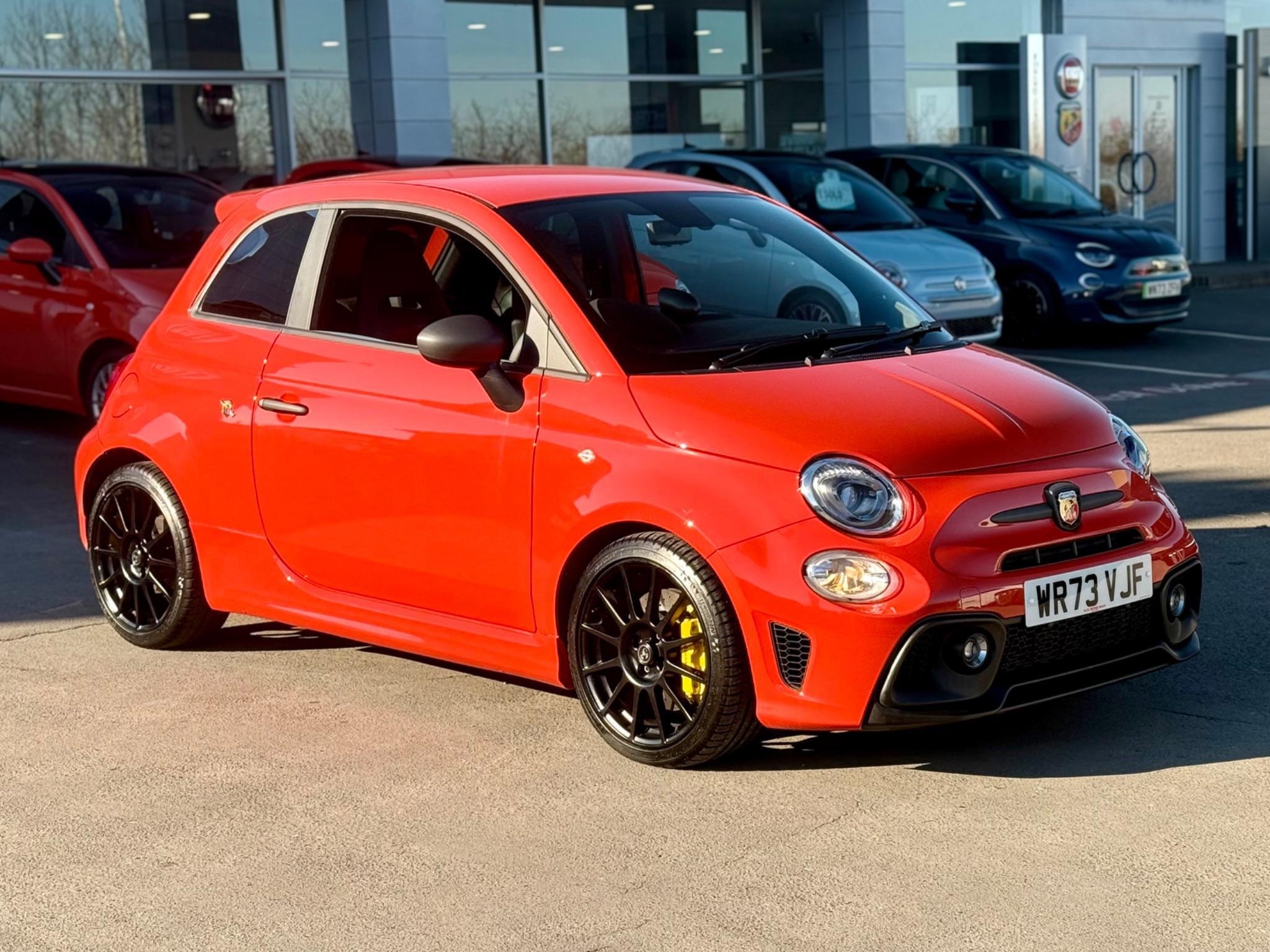 2024 Abarth 695